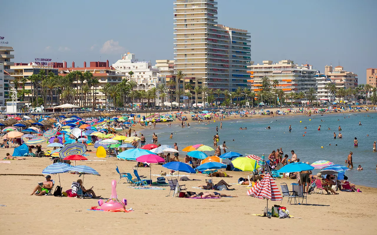 Plages d'été de Barcelone, transfert France Espagne